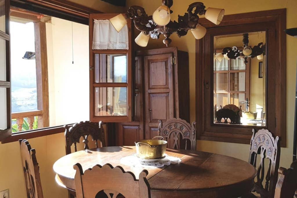 Villa Casa rústica en Asturias con preciosas vistas Borines Exterior foto