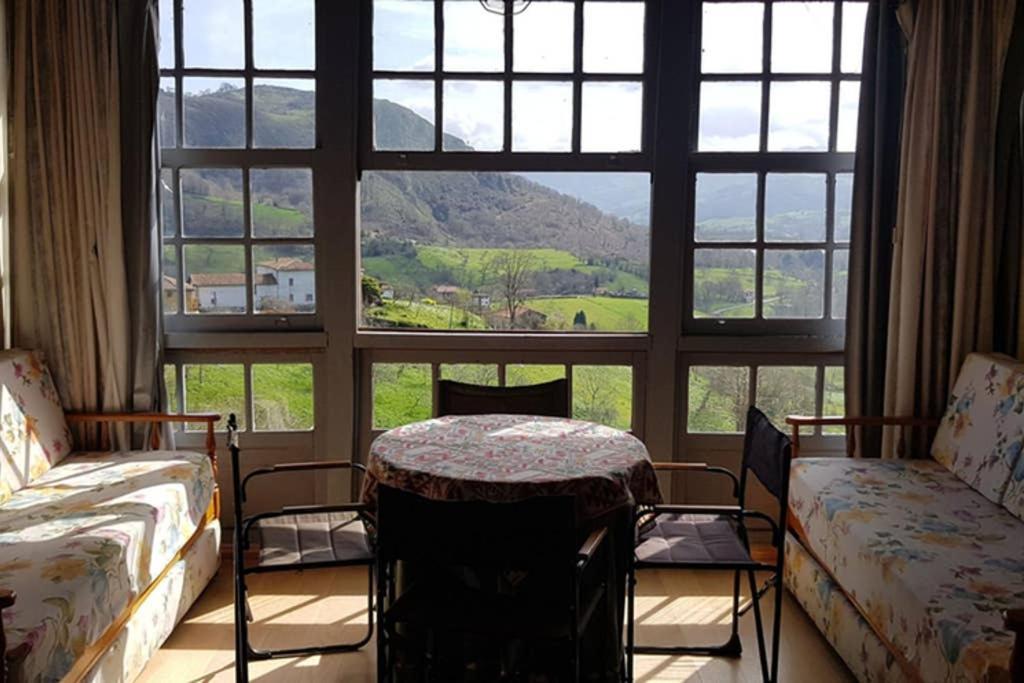 Villa Casa rústica en Asturias con preciosas vistas Borines Exterior foto